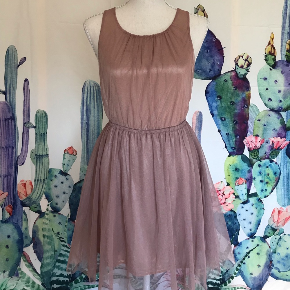 Shiny Spring Dress - Picture 2 of 7